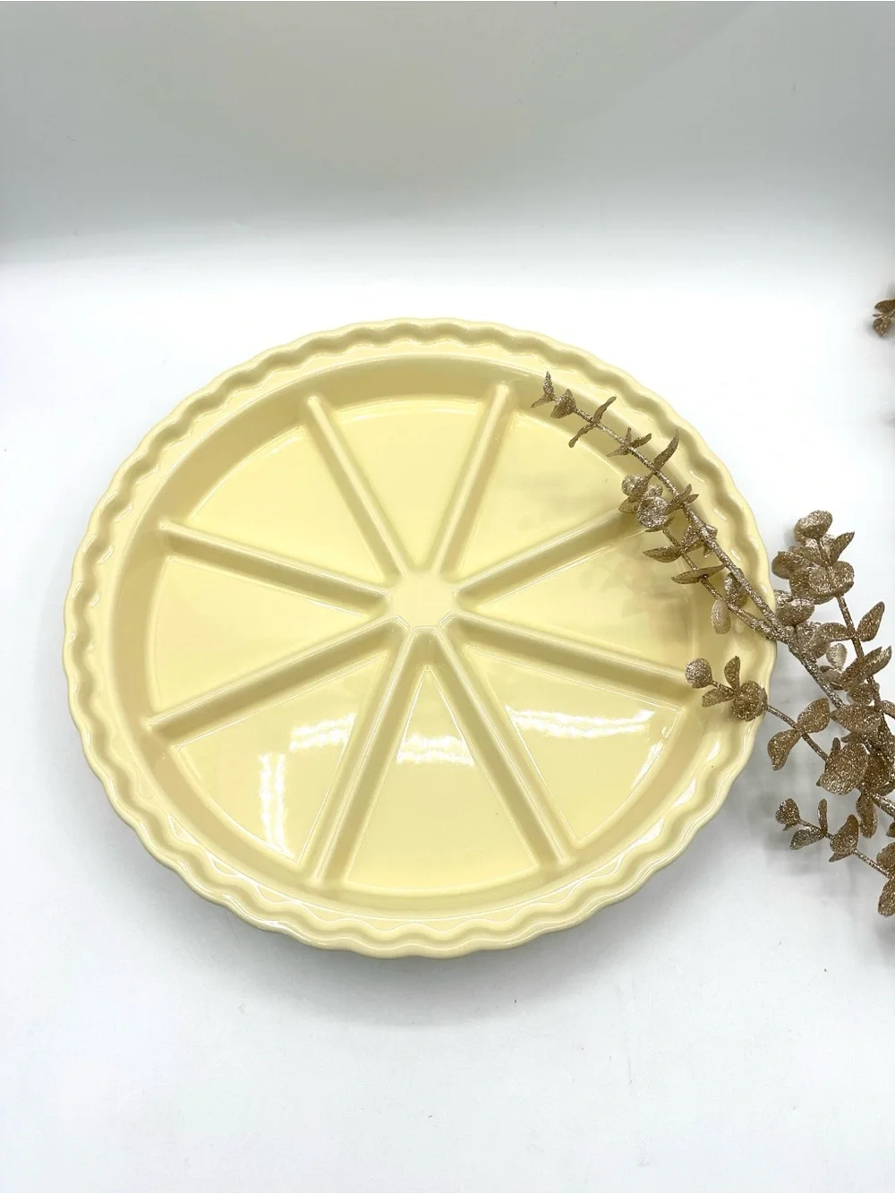 King Arthur Baking Scone Plate. 11” Creamy Yellow color.